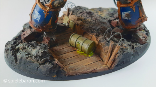Warhammer 40k, Models, Miniatures, painted, Showcase, Knights, Base with Trench, Barbed Wire, Barrel, Mud