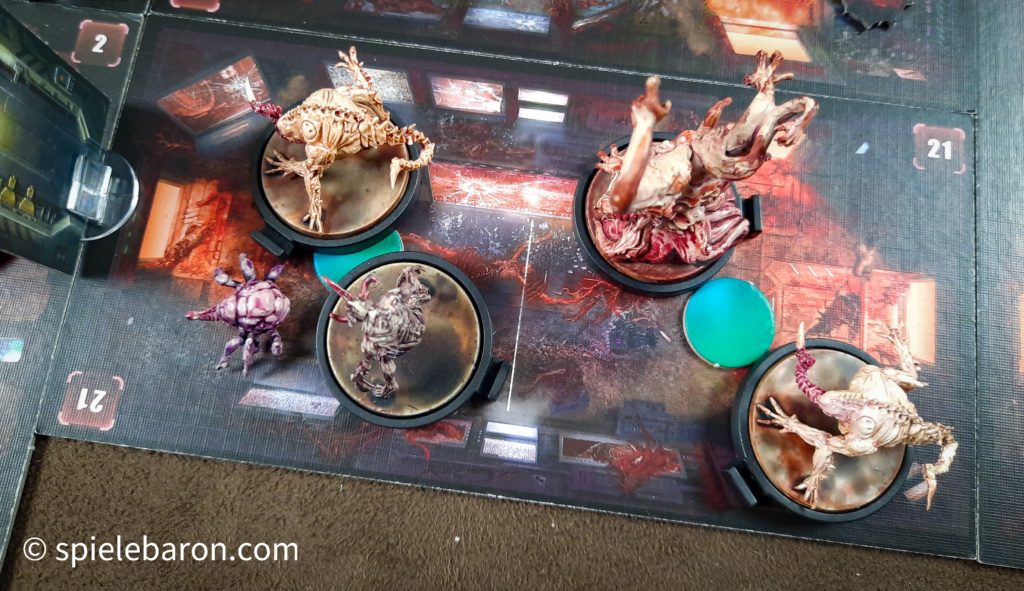 Deep Madness, Brettspiel, Gameplay, Monster, Miniatures, painted, Horror, SciFi, Cthulhu Game