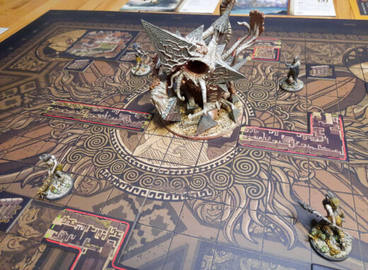 Foto Bosskampf Aeon Trespass Odyssey: vier Titanen gegen Temenos; Miniaturen bemalt